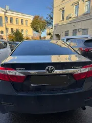 Toyota Camry 2013 года изготовления. Идентификационный номер (VIN) XW7BF4FK40S024760, категория ТС – В, цвет кузова – черный металлик, номер двигателя 2AR E548679, шасси отсутствует, кузов XW7BF4FK40S024760, тип двигателя – бензиновый, мощность 181 л.с. (133 кВт), рабочий объем 2494 куб.см.