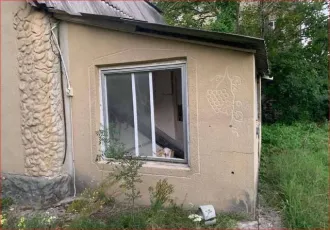 Жилой дом, кадастровый номер 23:37:1006002:673; вид разрешенного использования: индивидуальный жилой дом; местонахождение: Краснодарский край, Анапский район, СНТ «Зелёная роща», ул. Строителей, 62, площадь: 76,8 кв. м; земельный участок, кадастровый номер 23:37:1006002:216; вид разрешенного…