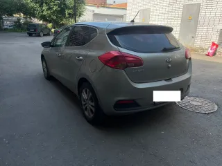 Kia Cee'd 2014 года выпуска, VIN: XWEHN512BF0028093.