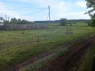Земельный участок, кадастровый номер: 02:44:200401:198, виды разрешенного использования: Садоводство. Местоположение установлено относительно ориентира в границах участка. Почтовый адрес ориентира: респ Башкортостан, Стерлитамакский р-н, СНТ Веселое-2, квартал №2, участок №41. Площадь: 600 кв.м