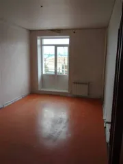 Квартира в Пензе, 48.9 кв.м. Назначение – жилое, общая площадь 48.9 м2, расположена по адресу: Пензенская область, Пенза, Ленинский район, улица Бакунина/Володарского, 27/76, кв. 31. Кадастровый номер: 58:29:4005001:562. В залоге у ПАО "Сбербанк России".