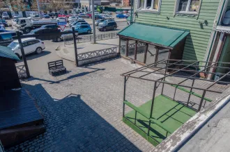 Имущественный комплекс: нежилые здания 216 кв. м и 440,8 кв. м, земельный участок 473 кв. м, Иркутская обл, состоящий из 2-х нежилых зданий 216 кв. м и 440,8 кв. м. и земельного участка площадью 473 кв.м по адресу: Иркутская обл, Иркутск, 3 Июля ул., д. 33/3: 1) Нежилое здание, 2013 года постройки…