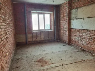 Помещение 108.3 кв.м, Казань, ул. Хороводная, д.50, пом 7Н, кадастровый номер 16:50:011233:251. Площадь 108,30 кв.м. (335 (2), ООО "КРК Групп"). Стоимость без учета НДС 22% - 8 050 945,00 рублей. Вид ограничений и обременений: запрет на совершение регистрационных действий и аресты, наложенные…