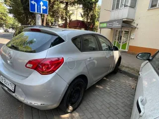 Opel Astra, 2013 года, 115 лс, 160595 км, автомобиль Опель P-J ASTRA, г.в. 2013, гРЗ Е616ХН193, vIn номер: XUFPC6DD5D30338695. На имущество зарегистрировано ограничение (обременение) права: находится в залоге у Банк ВТБ (ПАО). Бампер в плохом состоянии, переднее правое крыло имеет значительные…