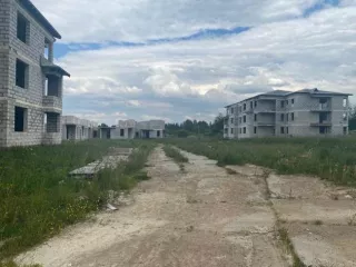 Земельный участок с кадастровым номером 47:14:0624008:13, площадью 502,0 кв.м