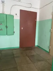 1/6 доли комнаты 9.3 кв.м, г.Глазов, Удмуртия 1/6 доля комнаты в Удмуртии еще 1/6 доля комнаты в Удмуртии еще Комната, назначение: жилое, 2 Этаж, общая площадь 9,3 кв. м., адрес объекта: Удмуртская Республика, г. Глазов, ул. Дзержинского, д. № 4, кв. 7, комн. № 1. Кадастровый номер…