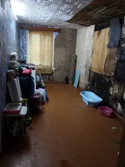 1/3 доля жилого помещения 63.4 кв.м Вологодская обл 1/3 доля помещения, площадь 63.4 кв. м., назначение: жилое, этаж: 1, адрес (местонахождение): 162132, Вологодская обл, Сокольский р-н, г Сокол, ул Кооперативная, д 6, кв 2, кадастровый (условный) номер: 35:26:0205002:151. Обращаю внимание, что дом…