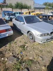 BMW 320i, белый автомобиль БМВ 320i (годные остатки) белого цвета, без ключа, бывший в эксплуатации, с видимыми повреждениями, потертостями, дефектами, возможны скрытые повреждения и дефекты. Имущество, обращенное в собственность государства (2608). Имущество продается в том виде, комплектности и…