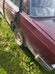 ВАЗ 21074 2006 года выпуска, цвет темно-вишневый. VIN: XTA21074062435737. Мощность двигателя 74.1 л.с. (54.5 кВт). Пробег уточнять при осмотре.