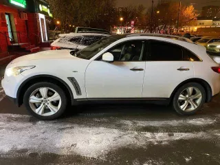 INFINITI FX37, VIN идентификационный номер: JN1TCNS51U0412251, г. р. з.: К828РО77, 2010 года выпуска