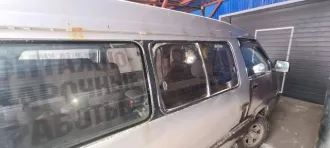 Легковой автомобиль Toyota Town Ace, 1991 г.в., цвет: светло-серый, г/н: В713НО41, модель, номер двигателя: 2139291, номер кузова: CR305089590, мощность двигателя, лс (кВт): 88 (65), объем двигателя, см.куб: 1974, разрешенная максимальная масса: 2020 кг, масса без нагрузки: 1580 кг.