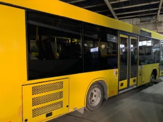 МАЗ 206067 2012 года выпуска. Автобус желтого цвета. Категория ТС - D. Двигатель ОМ904LA.111/5 904. 951-00-969572, дизельный, объемом 4250 см³, мощностью 130 л.с. (177 кВт). Разрешенная максимальная масса 13450 кг. VIN: Y3M206067C0000863. Государственный регистрационный знак А591РВ89. ПТС имеется…