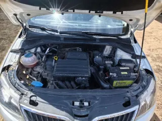 Skoda Rapid 2018, марка SKODA, модель RAPID, год выпуска 2018, VIN XW8AG2NH1JK138277, номер двигателя CWV532137, номер кузова XW8AG2NH1JK138277, цвет кузова белый, мощность двигателя 90 л.с. (кВт), техническое состояние: автомобиль на ходу, пробег 91 239 км.