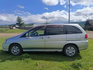 Nissan Liberty 2001 года, 147 л.с., пробег 380174 км, автоматическая коробка передач. Государственный номер О117КТ19. VIN отсутствует.