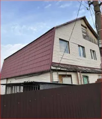Доли дома и участка, Уфа, Республика Башкортостан 8/200 доли дома и 8/200 доли земельного участка в Уфе, еще 8/200 доли дома и 8/200 доли земельного участка в Уфе, еще 8/200 доля в праве на жилое здание, площадь: 550 кв.м., кадастровый номер: 02:55:030844:52 и 8/200 доля в праве на земельный…