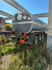 Полуприцеп цистерна марки ZHONGJI ZJV9400GYYDY, 2012 года выпуска, идентификационный номер LJRT12387CN001377.