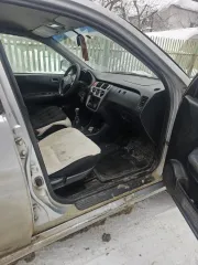 Honda HR-V 2003, марка: HONDA, модель HR-V, год изготовления: 2003, цвет: Белый (Серебристый), VIN JHMGH47503S203890, мощность двигателя, л. с. (кВт): 77 (105), вид собственности: индивидуальная. Особенности тех. состояния: коррозия на порогах и арках, левом и правом переднем крыле, вмятина на…