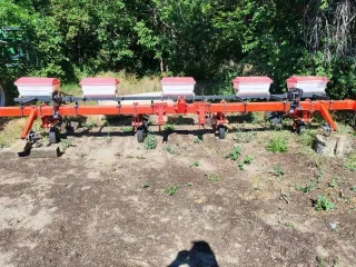 Культиватор междурядной обработки КРН-5,6 (8х70).