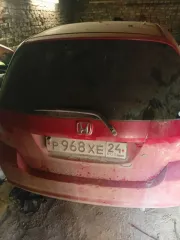 Honda FIT, 2003. Автомобиль марки HONDA модель FIT 2003 г.в. номер кузова GD1-1753835. Ознакомление с имуществом должника производится с момента публикации сообщения о продаже имущества и до окончания приема заявок по предварительной записи по телефонам: +7 (923) 321-55-11 или по электронной почте…