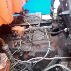 Мусоровоз МКЗ-4001 на шасси КамАЗ-53229-15 2006 года выпуска. VIN: X891041016OAA3075. Модель двигателя: 740.31-240 №62348947. Шасси №: XTC53229R62273143. Кузов №: X891041016OAA3075 (1974390). Цвет: светлая дымка. Мощность: 165 кВт. Объем двигателя: 10850 см³. Тип двигателя: дизель. Максимальная…