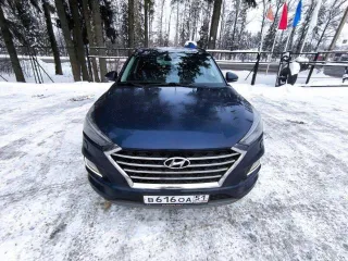 Hyundai Tucson 2020, 183 л.с., 92273 км, полный привод, АКПП. Марка, модель: HYUNDAI TUCSON, год выпуска 2020, VIN: XWEJ381BDM0002665, № двигателя: G4KJLA604704, № кузова: XWEJ381BDM0002665, цвет кузова: синий.
