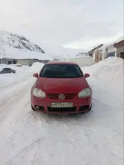 Volkswagen Golf, VIN WVWZZZ1KZ8W335789, легковой автомобиль категории B, 2008 года выпуска. Двигатель BSE 649064, бензиновый, объем 1595 см³, мощность 102 л.с. (75 кВт), экологический класс четвертый. Кузов WVWZZZ1KZ8W335789, красный. Максимальная масса 1830 кг, масса без нагрузки 1173 кг…
