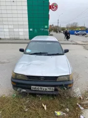 Автомобиль Тойота Королла, 1998 г.в. Автомобиль находится по адресу: г. Новосибирск, ул. Троллейная, д. 1А. Пинается коробка, когда переключаешь на D и на задний ход. Дымит двигатель, ест масло, проблемы с дроссельной заслонкой. Не заводится.