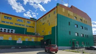 Торгово-административное здание общей площадью 11520.1 кв.м и земельные участки общей площадью 11312 кв.м в Хабаровском крае, г. Советская Гавань, ул. Пушкина, д.1, д. 1А. В состав комплекса входит: четырехэтажное торгово-административное здание по ул. Пионерской общей площадью 11520.1 кв.м…