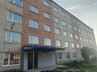 Общежитие 4078,1 кв. м, Алтайский край, г. Рубцовск, б-р Победы, д. 13: здание – общежитие площадью 4078,1 кв. м, кадастровый номер 22:70:021004:1667; земельный участок площадью 2402 кв. м, кадастровый номер 22:70:021004:19. Общая площадь: 4078.1. Кадастровая стоимость: 83984160.5. Кадастровый…