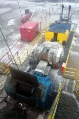 Верхний привод гидравлический СВП Drillmec HTD250C с гидравлическим силовым блоком (ГСУ) системы верхнего привода, производства Drillmec S.p.A, Италия, 2018 года выпуска, в сборе, для буровых установок, в т.ч. мобильных.