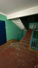 Жилое помещение (двухкомнатная квартира) с кадастровым номером 11:16:0901007:2338, по адресу: Республика Коми, г. Воркута, пгт. Северный, ул. Цементнозаводская, д. 9, кв. 69, площадь 52 кв. м.