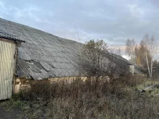Земельный участок 55960 +/- 2069 кв.м, кад. № 58:08:0090602:45. Местоположение установлено относительно ориентира, расположенного за пределами участка. Ориентир — каменное здание. Участок находится примерно в 970 м от ориентира по направлению на юго-запад. Почтовый адрес ориентира: Пензенская обл…