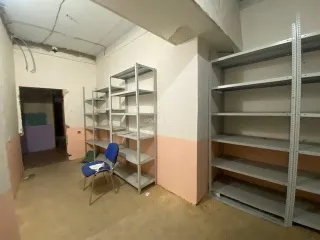 Нежилые помещения магазины общей площадью 269.9 кв.м., Республика Башкортостан, Нежилое помещение (магазин, этаж 1) - 96,3 кв. м, нежилое помещение (магазин, этаж 1) - 173,6 кв. м, адрес: Республика Башкортостан, г. Уфа, Демский р-н, ул. Левитана, д. 38, имущество (28 поз.), кадастровые номера…