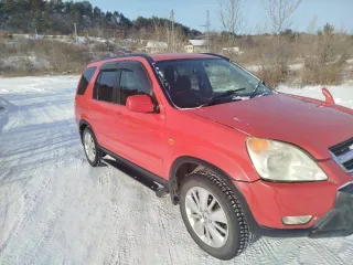 Honda CR-V 1992 года, 158 лс, пробег 317 850 км, полный привод (4WD), автоматическая коробка передач (АКПП). Объем двигателя 1998 куб.см, модель двигателя K20A, номер двигателя 4053413, номер кузова RD5-1102345, красный цвет. Имеются недочеты по кузову. Автомобиль на ходу в удовлетворительном…