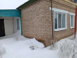Жилое помещение, общая площадь 12.7 кв.м., этаж 3, расположенное по адресу: 456043, Челябинская область, г. Усть-Катав, ул. Ленина, д. 42, кв. 74, кадастровый номер 74:39:0306022:512. Имущество является предметом залога SOVCOMBANK.