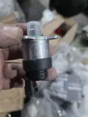 Запчасти для двигателей NISSAN и WEICHAI, топливная система. Поршень в комплекте с пальцем и стопорными кольцами «NISSAN A2010-9FVOA». Толкатель клапана (гидрокомпенсатор) «NISSAN 13231-1МС5Е». Часть топливной системы - блок фильтров, состоящий из корпуса с электрическим насосом…