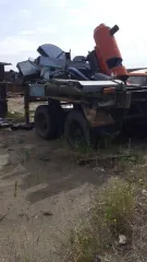 Грузовая цистерна ЧМЗАП-99859, 6444ае/59, 1994 год, разукомплектован. Находится в Новом Уренгое, ЯНАО.