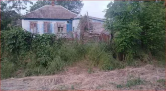 Доли дома и участка, 68,1 кв.м, Краснодарский край, ст. Терновская 1/4 доля дома и 1/4 доля земельного участка в Краснодарском крае еще 1/4 доля дома и 1/4 доля земельного участка в Краснодарском крае еще 1/4 доля в праве на жилое здание, площадь: 68,1кв.м., кадастровый номер: 23:32:0503013:697 и…