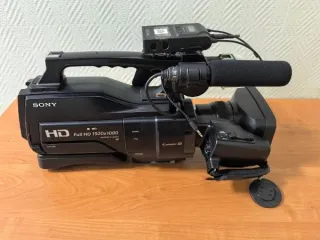 Видеокамера Sony HXR-MC2500 Видеокамера Sony HXR-MC2500 
Вид оборудования: видеокамера 
Состояние объекта (новое, б\у): б/у 
