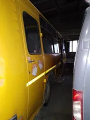 Автобус ПАЗ 32053-70 2013 года, специализированное пассажирское. Модель двигателя 523420, номер D1002023. Кузов и VIN: X1M3205BXD0001645, цвет желтый. Изготовитель: Павловский Автобусный завод (Россия). Двигатель бензиновый, объем 4670 см³, мощность 122.4 л.с. Техническое состояние…