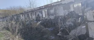 Нежилое здание 781,8 кв.м и земельный участок 1242 кв.м, Республика Башкортостан. Нежилое здание, кадастровый номер 02:14:160401:304, площадью 781,8 кв.м, материал стен – каменные, количество этажей: 1; земельный участок, кадастровый номер 02:14:160401:305, площадью 1242 кв.м, категория земель…