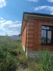 Жилой дом 114,3 кв.м, земельный участок 400 кв.м в Ставропольском крае. Жилой дом, назначение – жилое, общей площадью 114,3 кв.м., кадастровый номер: 26:11:020601:4677; Земельный участок, общей площадью 400 кв.м., кадастровый номер: 26:11:020601:1709, расположенные по адресу: Российская Федерация…