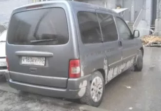 АвтомобильЛегковой автомобиль, марка: СИТРОЕН БЕРЛИНГО 1,6 НDI ЕХСLUSIVЕ. Год изготовления: 2005. VIN: VF7GJ9НХС93293237. Мощность двигателя, л. с.  кВт : 90  66 . Г/н: К183КУ750. Автомобиль имеет внешние повреждения: повсеместную коррозию металла, сколы, трещины и царапины лакокрасочного покрытия…
