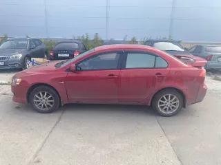 Mitsubishi Lancer 2008 года выпуска, красного цвета, VIN: JMBSRCY2A8U011235. Пробег 254 000 км. В неисправном техническом состоянии: требуется замена электро рулевой рейки, замена или ремонт АКПП (не работает 2 передача), замена цепи, замена ГРМ и роликов, замена клапанов и шатунов, неисправна…