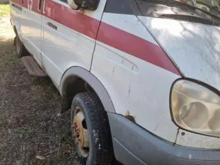 ГАЗ-32214 2006 года, VIN X9632214060481716. Пробег 378532 км. Автомобиль скорой медицинской помощи. Объем двигателя 2464 см³, мощность 75,8 кВт, экологический класс нулевой. Коробка передач МКПП, привод задний. Государственный регистрационный знак Н062ЕН26, дата выдачи 2016-11-18.