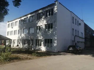 Производственный комплекс, 16 нежилых зданий, 185 172 кв.м, Самарская обл., г. Новокуйбышевск. Производственный комплекс (завод), состоящий из 16 нежилых объектов недвижимости, право аренды земельных участков - 3 635 +/- 21 кв. м, 117 501 +/- 119,97 кв. м, 64 036 +/- 89 кв. м, кадастровые номера…
