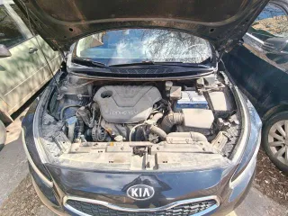 Kia Ceed 2013, 129 л.с., 247900 км, АКПП. Kia JD (CEE'D) 2013, VIN XWEHN812BD0002192. Пробег 247 тыс. Со слов собственника, технического обслуживания требует подвеска, в остальном удовлетворительном техническом состоянии. Более подробное техническое состояние выясняйте самостоятельно в ходе…