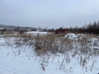 Земельный участок 2061 кв.м и здания в Амурской области, г. Тында: административно-бытовой корпус общей площадью 386,9 кв. м, кадастровый номер 28:06:012001:202; цех крупных узлов общей площадью 1 233,5 кв. м, кадастровый номер 28:06:012001:199; цех вентиляции общей площадью 1 155,1 кв. м…