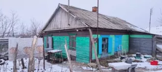 Здание жилое в собственности, (31.9 кв.м.). Расположенное по адресу: Ростовская обл., Усть-Донецкий р-н, х. Бородино, ул. Балочная, д. 16 и 
Земельный участок (для ведения личного подсобного хозяйства) в собственности,(3000 кв.м.);  Расположенный по адресу: Ростовская обл., Усть-Донецкий р-н, х…