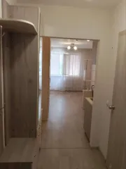 Квартира общей площадью 22,4 кв.м. расположена по адресу: Республика Удмуртия, г. Ижевск, город Машиностроителей, д. 100б, кв. 42.
